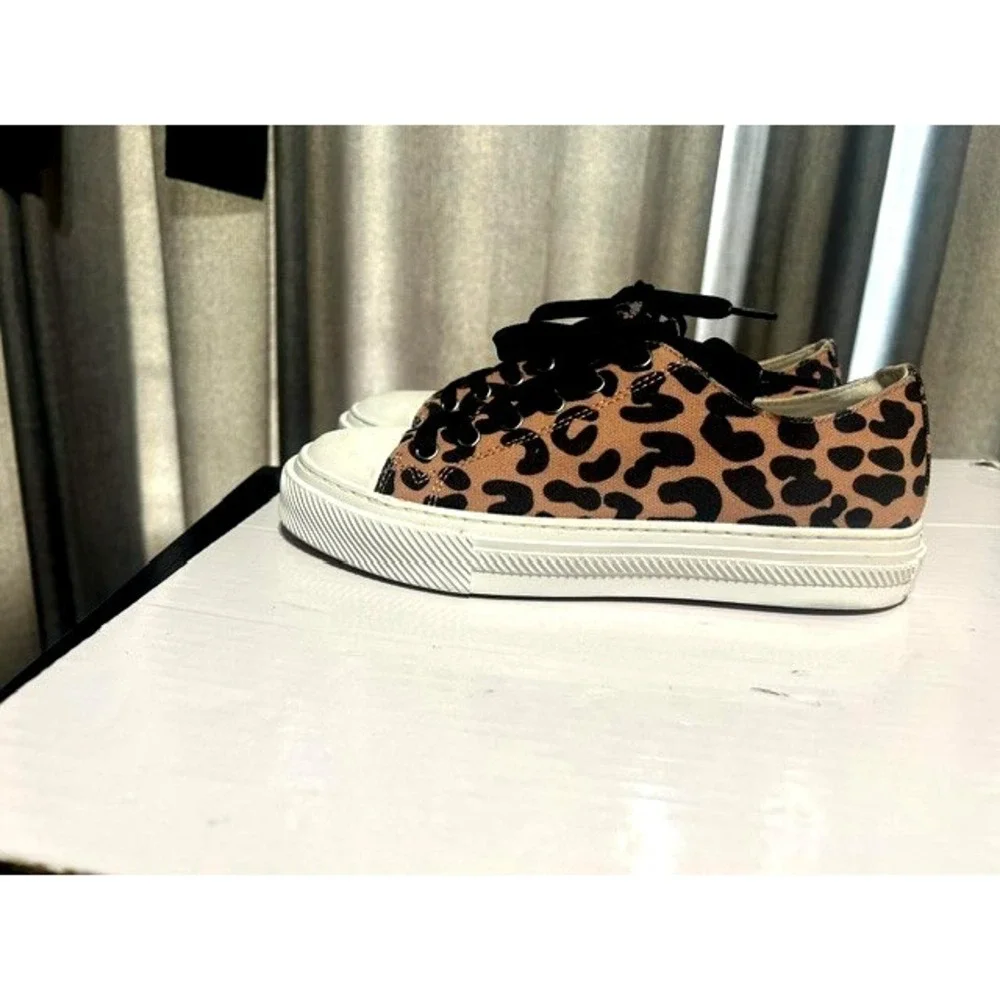 NWOT Stuart Weitzman Leopard Print Platform Sneakers Women 6B Preppy Artsy Biker